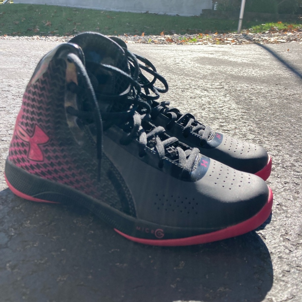 Under Armour Basketball Sneakers